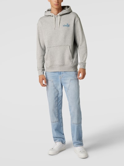 Levi's® Hoodie mit Känguru-Tasche Hellgrau Melange 1