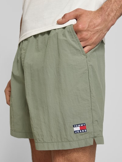 Tommy Jeans Regular Fit Sportshorts mit Tunnelzug Oliv 3