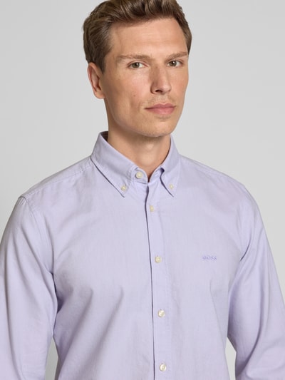 BOSS Orange Regular Fit Freizeithemd mit Button-Down-Kragen Modell 'Rickert' Flieder 3