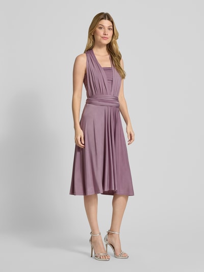 Rose Avenue Knielange cocktailjurk met V-hals Prune - 1