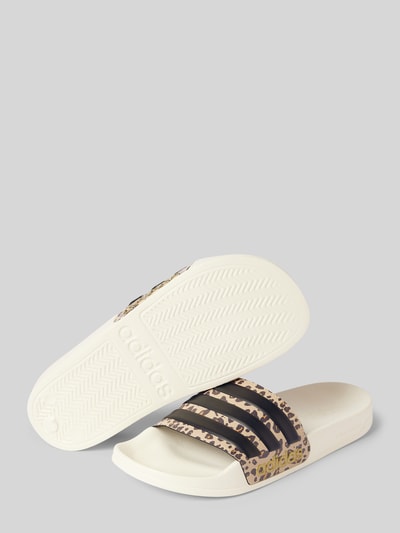 ADIDAS SPORTSWEAR Slides mit Label-Details Modell 'ADILETTE SHOWER' Offwhite 4