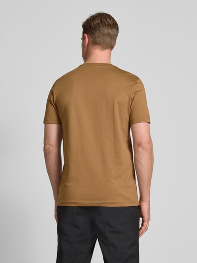 Christian Berg Men T-Shirt mit Rundhalsausschnitt Cognac 5