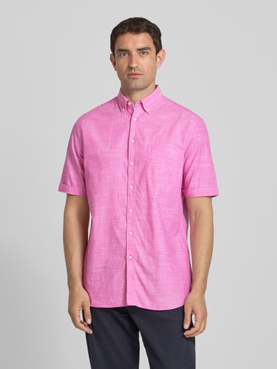 Christian Berg Men Regular fit vrijetijdsoverhemd met button-downkraag Felroze - 4
