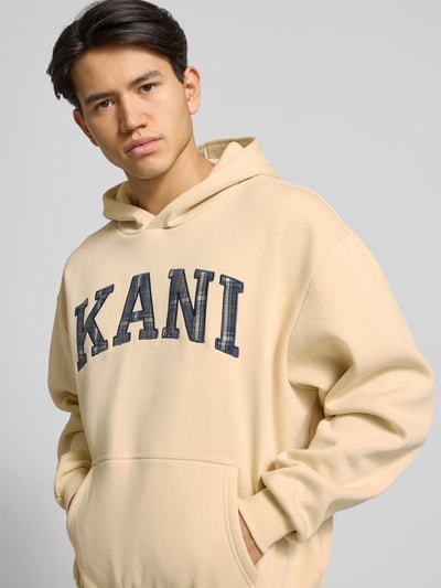 KARL KANI Hoodie met labelstitching en kangoeroezak Offwhite - 3