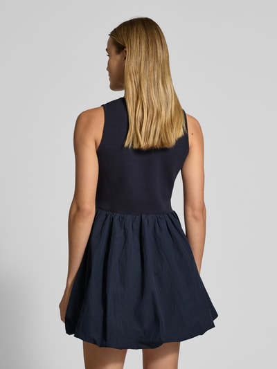 P&C* curated by GLAMOUR Minikleid mit Rundhalsausschnitt Marine 5