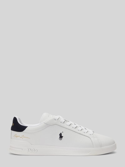 Produktfoto, Low Top Sneaker aus echtem Leder von Polo Ralph Lauren, białe gładkie skóry, zaokrąglony nosek, płaski obcas, tłoczone logo, napis, kontrastowy detal, sznurowadła, strukturalna podeszwa