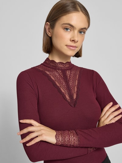 Only Bluzka z długim rękawem o kroju slim fit z mieszanki wiskozy model ‘TILDE’ Bordowy 3