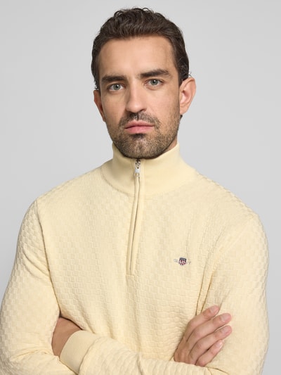 Gant Sweter z dzianiny z wyhaftowanym logo Złamany biały 3