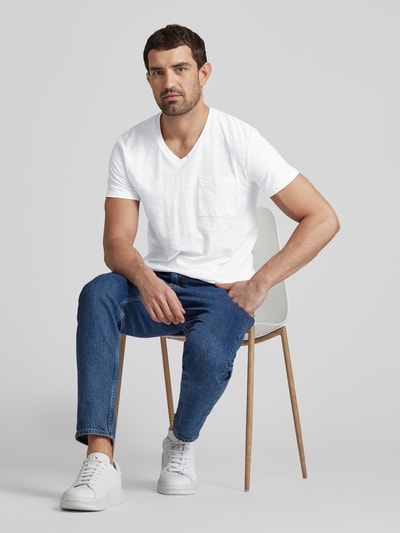 JOOP! Jeans T-shirt met V-hals en borstzak Wit - 1