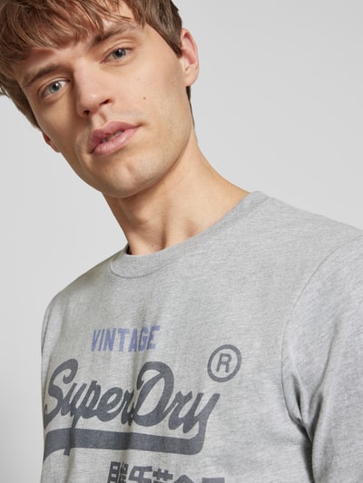 Superdry Relaxed Fit T-Shirt mit Label-Print Mittelgrau 3