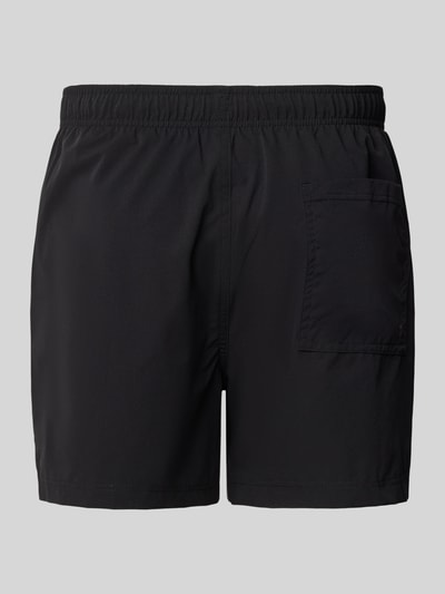 Produktfoto, schwarze Badehose mit Label-Stitching Modell 'MAUI' von Jack & Jones, Regular-Fit, elastischer Bund, Tunnelzug, Herren