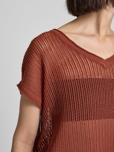 Soyaconcept T-Shirt mit Lochmuster Modell 'LAURETTE' Rostrot 3