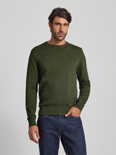 s.Oliver RED LABEL Regular Fit Strickpullover aus reiner Baumwolle mit Label-Stitching Oliv 4