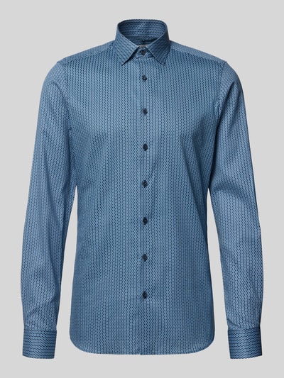 Produktfoto, Body Fit Business-Hemd mit extra langem Arm von OLYMP Level Five, Kentkragen, Baumwoll-Elasthan-Mix, feines blau gemustertes Design, Knopfleiste, glatte Textur, Herren Business-Hemd, Rückenlänge 82 cm, Schulterbreite 44 cm, Ärmellänge 72 cm.