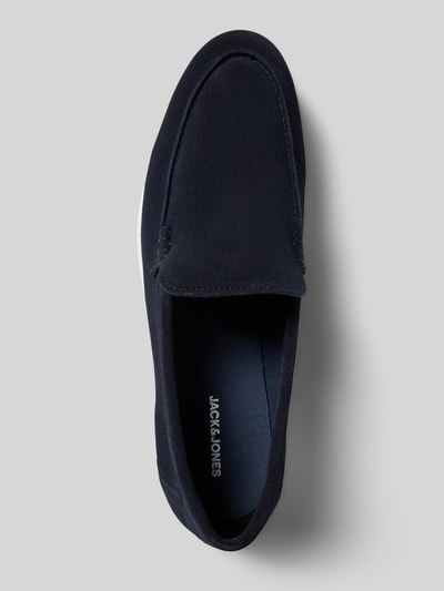Produktfoto, Loafer aus echtem Wildleder Modell 'Suede' von Jack & Jones, granatowy, zaokrąglony krój, gładka podeszwa, wysokość obcasa 3 cm, wysokość cholewki 10 cm, szerokość w rozmiarze 44: 6 cm