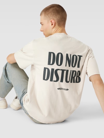 Pegador Oversized T-Shirt mit Label-Print Modell 'CRAIL' Offwhite 3