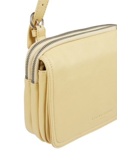 LIEBESKIND BERLIN Crossbody Bag aus Leder Modell 'Mareike' Hellgelb 4