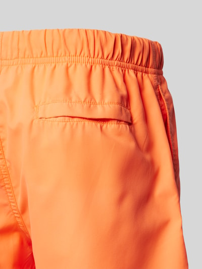 Shiwi Badehose mit Label-Patch Modell 'Mike' Neon Orange 2