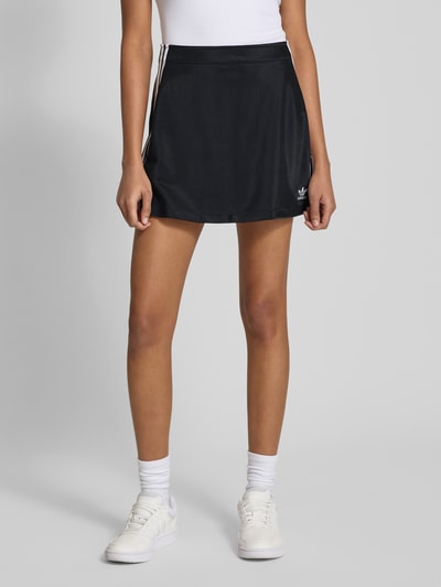 adidas Originals Spódnica mini z wyhaftowanym logo Czarny 4