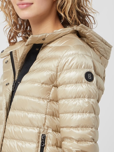 BOGNER Light-Daunenjacke mit abnehmbarer Kapuze Modell 'Milla'  Beige 6