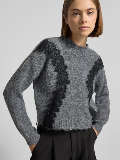 Noisy May Cropped Strickpullover mit Spitzenbesatz Modell 'SUTTON' Mittelgrau Melange 3