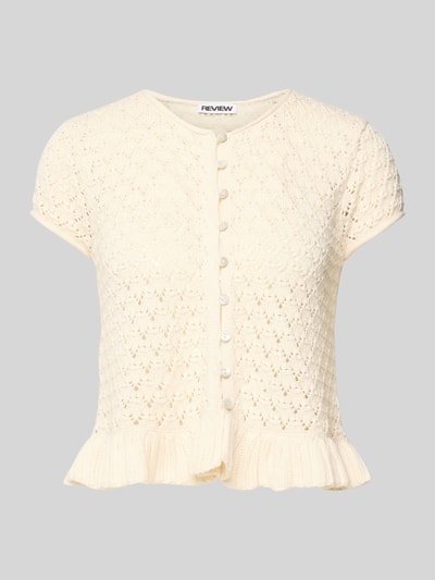 Produktfoto, Stricktop mit Knopfverschluss und Schößchendetail von Review aus reiner Baumwolle in Creme mit regelmäßiger Struktur, Regular Fit