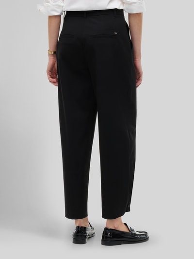Tommy Hilfiger Barrel Fit Bundfaltenhose mit Viskose-Anteil Black 5
