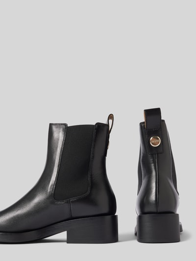 BOSS Chelsea Boots mit elastischen Einsätzen Modell 'Iryna' Black 2