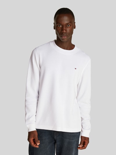Tommy Hilfiger Regular Fit Langarmshirt mit dezentem Logo-Detail Weiss 3