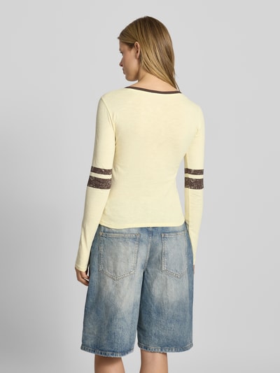 Review Bluzka z długim rękawem z dekoltem okrągłym Pastelowy żółty 5