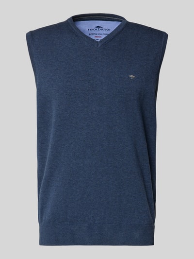 Produktfoto, Pullunder mit Label-Stitching von Fynch-Hatton in Dunkelblau, reine Baumwolle, Regular Fit, V-Ausschnitt, gerippte Abschlüsse