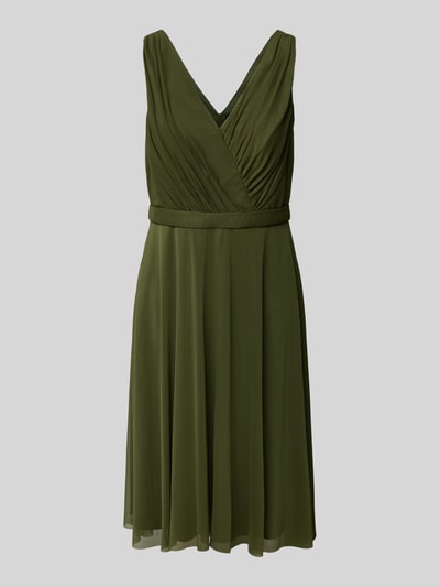 Produktfoto, Cocktailkleid mit V-Ausschnitt van TROYDEN COLLECTION in olijfgroen met taillering, gordel, ruches, ondoorzichtig onderkleed, naadrits