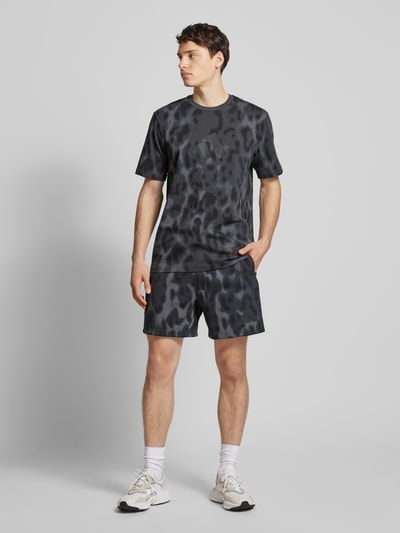 ADIDAS SPORTSWEAR Sweatshorts mit Label-Print Modell 'GRESIX' Dunkelgrau 1