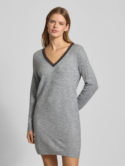 Only Getailleerde gebreide jurk met V-hals, model 'TAMMY' Lichtgrijs gemêleerd - 4