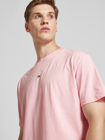 Tommy Jeans T-shirt met labelprint Lichtroze - 3