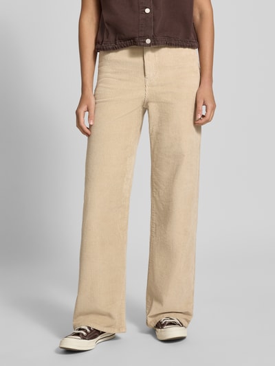 Vrouwenmodel draagt Wide Leg Cordhose aus Baumwoll-Mix model 'HOPE' van ONLY in lichtbeige met ribstructuur, Ganzkörperaanzicht van voren, Dames corduroy broek van ONLY