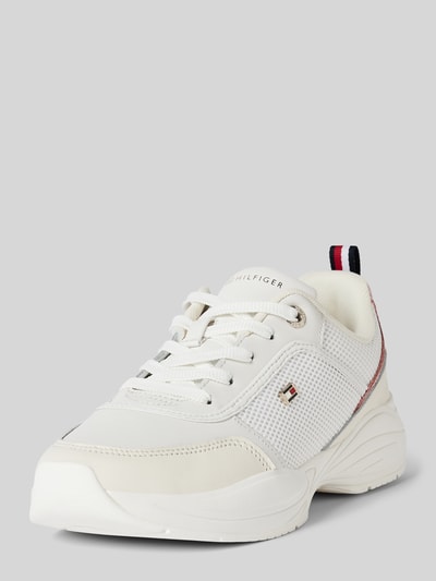 Tommy Hilfiger Sneakersy z detalem z logo Biały 1