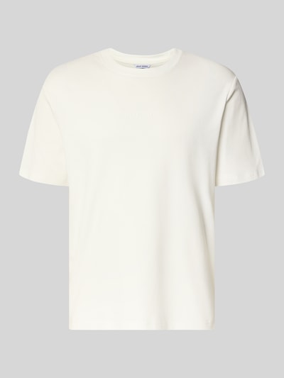 Produktfoto, Relaxed Fit T-Shirt mit Rundhalsausschnitt von Antony Morato in Cremeweiß, reine Baumwolle, glatte Textur, Rückenlänge 71 cm.