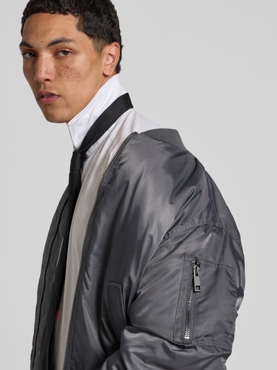Officine Générale Bomberjacke mit Eingrifftaschen Anthrazit 3