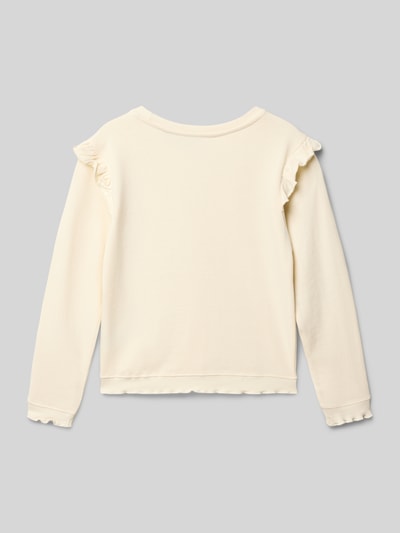 Mädchen trägt Sweatshirt mit Rüschen und Rundhalsausschnitt von Blue Seven, Reine Baumwolle, Regular-Fit, Ganzkörperansicht Rückansicht.