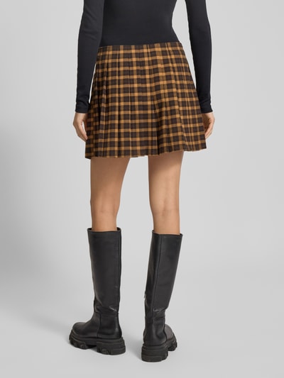 Only Uitlopende minirok met plooien aan één kant, model 'CAT' Camel - 5