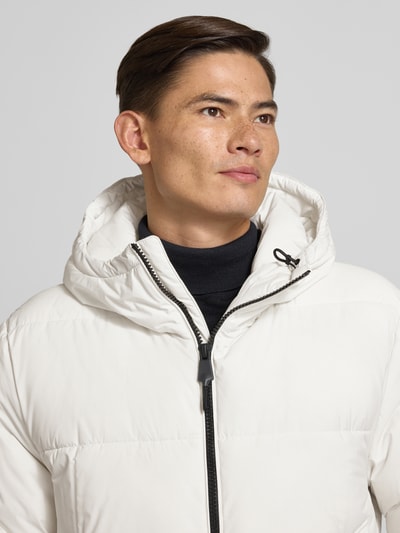 Strellson Kurtka pikowana o kroju regular fit z kapturem model ‘SMOOTH’ Złamany biały 3