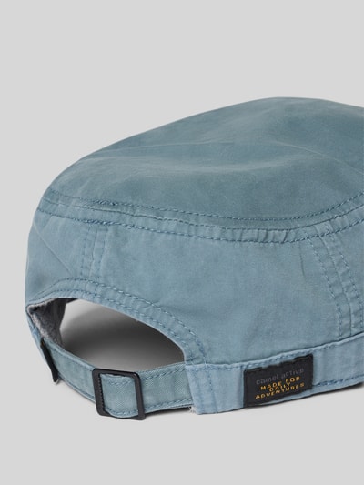 Produktfoto, Military Cap mit Logo-Stitching von camel active aus Reine Baumwolle mit verstärktem Schirm, Luftlöcher, verstellbarer Riegel an der Rückseite, dezentes Blau, robuste Stoffstruktur