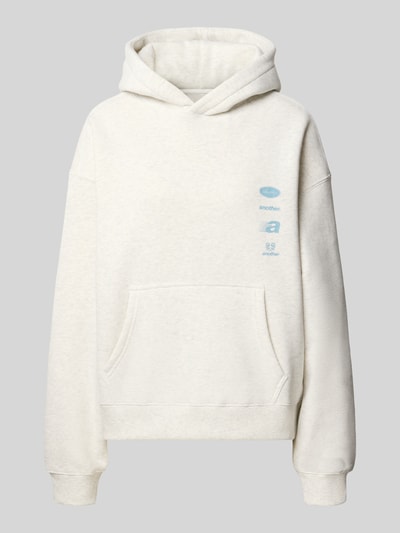 Produktfoto, Hoodie mit Label-Prints und Känguru-Tasche von ANOTHER COTTON LAB aus cremefarbenem Baumwoll-Mix, Relaxed-Fit, glatte Textur