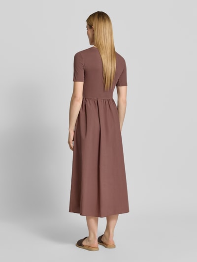 Christian Berg Woman Selection Midikleid in Falten-Optik Mittelbraun 5