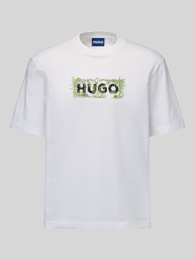 Produktfoto, weißes Regular Fit T-Shirt aus reiner Baumwolle Modell 'Niviotee' von HUGO, Motiv-Print und Label Print auf der Front, unifarben, Jerseytextur