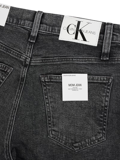 Calvin Klein Jeans Jeansy o kroju mom fit z dodatkiem streczu  Jasnoszary 6