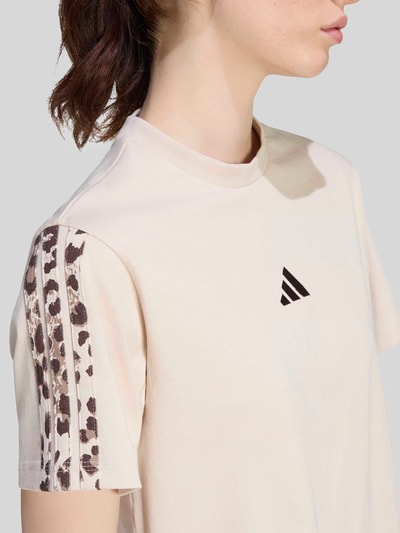adidas Sportswear Regular Fit T-Shirt aus reiner Baumwolle mit Logo-Print Sand 5