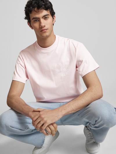 Carhartt Work In Progress T-shirt met labelprint, model 'ROTATION' Oudroze - 3