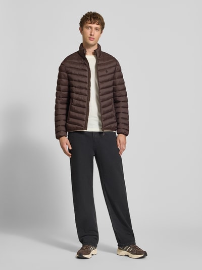 REVIEW Regular Fit Steppjacke mit Logo-Stickerei Dunkelbraun 1